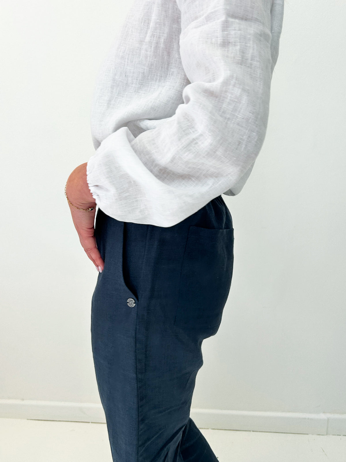 Navy Breeze linen pants