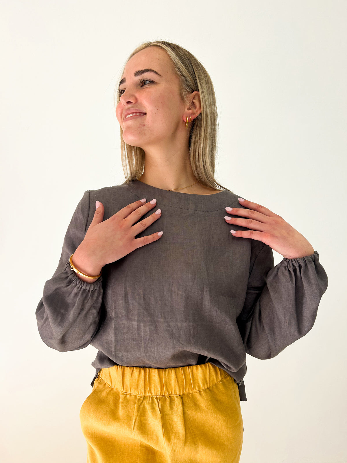 Cleo Grey Linen Top