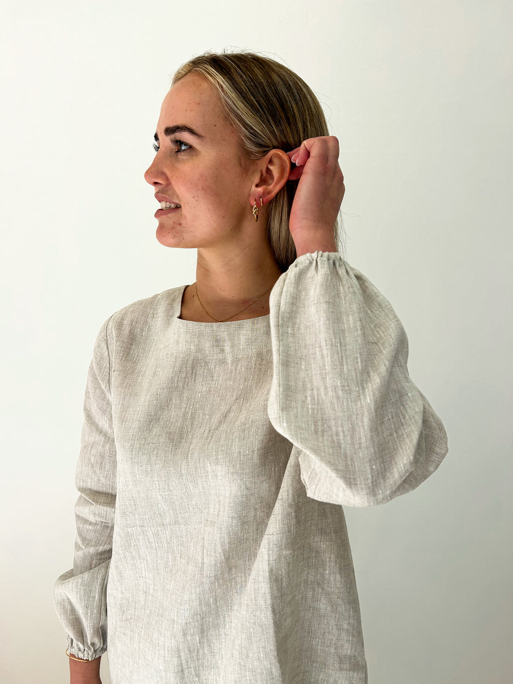 Cleo Biscuit Linen Top